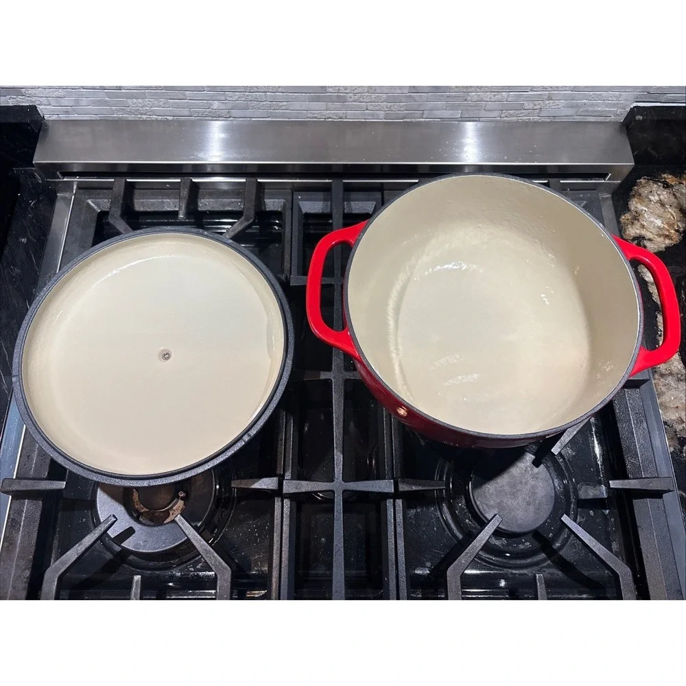 Vintage Lodge Red Color 6-qt. Enameled Cast Iron Dutch Oven